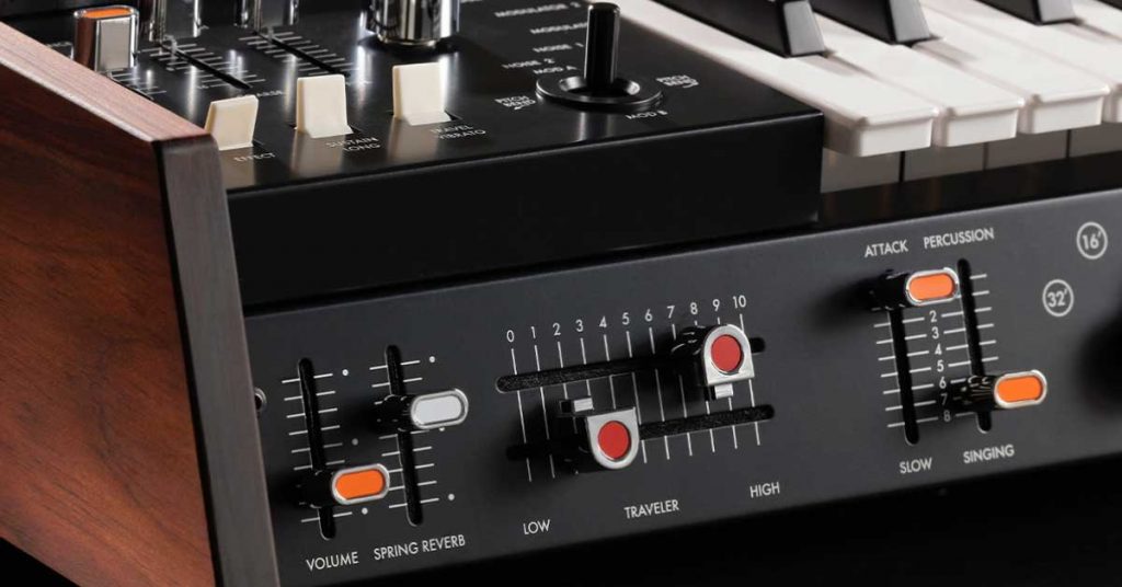 miniKORG 700FS