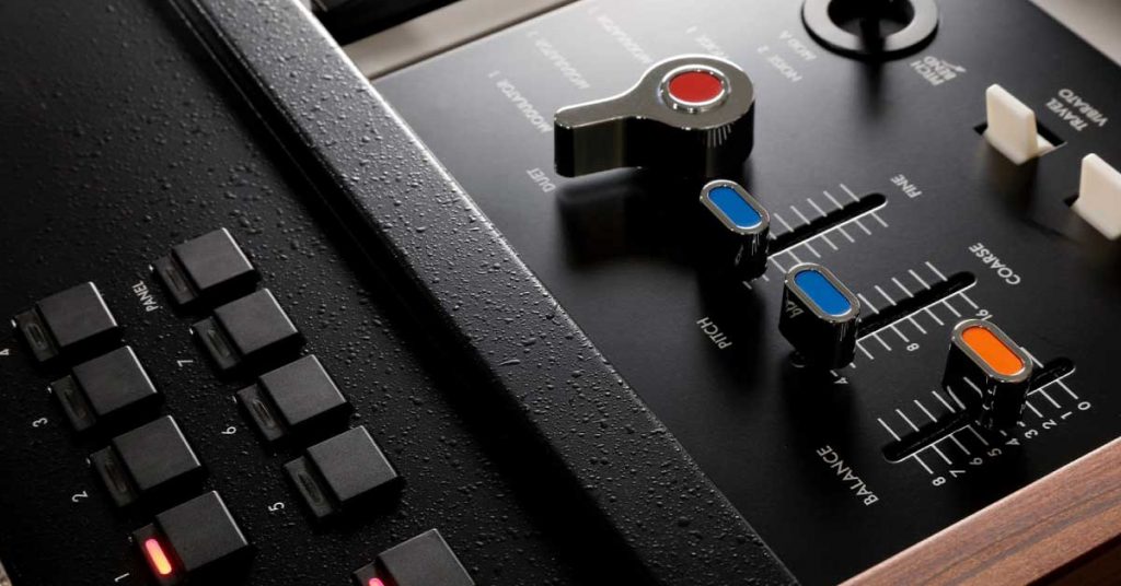 miniKORG 700FS
